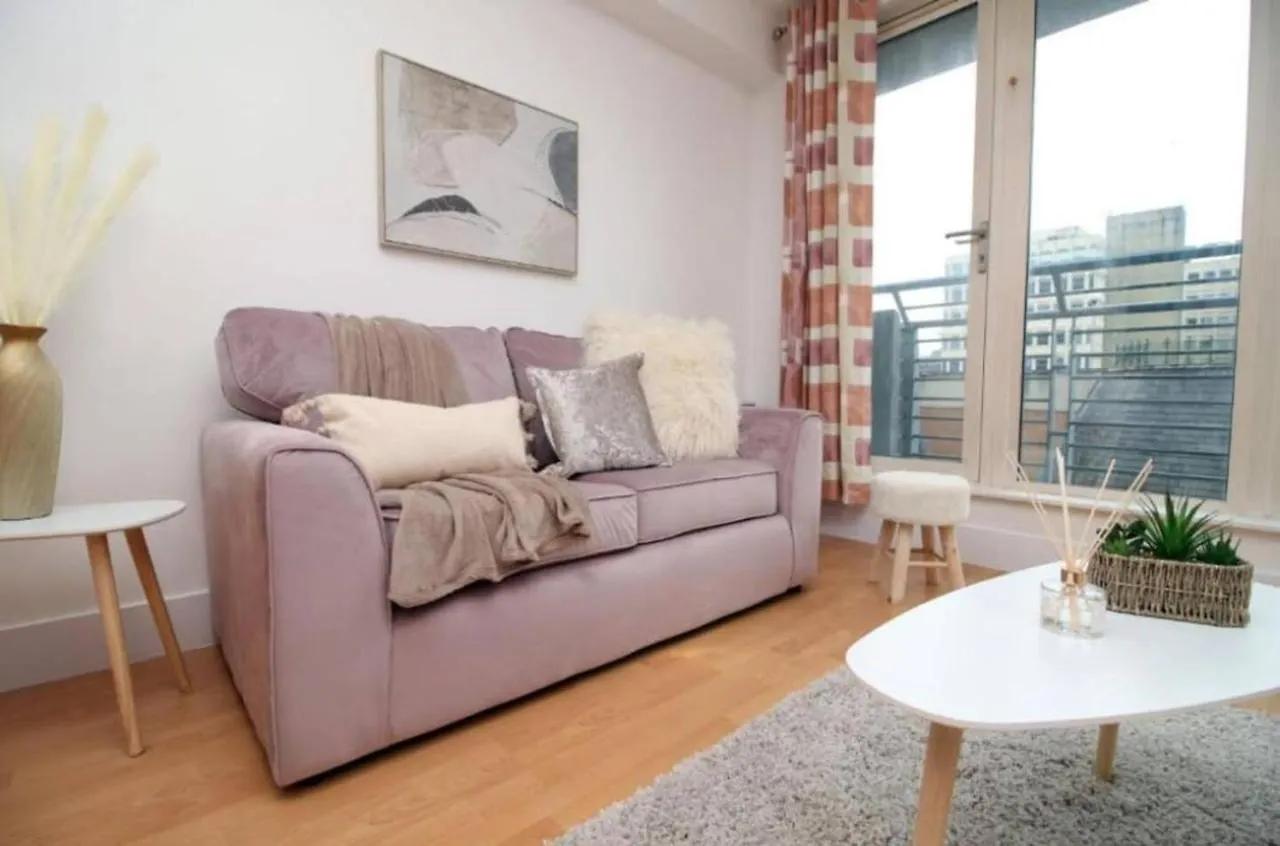 Dumfries Apartman Cardiff